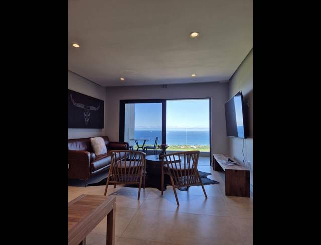 1 BEDROOM APARTMENT FOR SALE IN UMHLANGA RIDGE